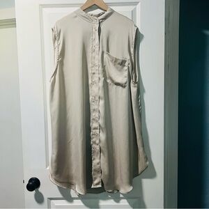 H&M Women’s Plus Size Satin Sleeveless Dressy Top Size XXL Gold Long Shirt